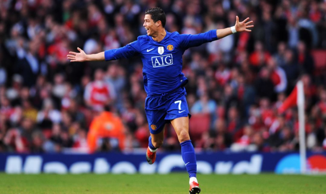  曼联主场险胜布莱顿保留前四希望