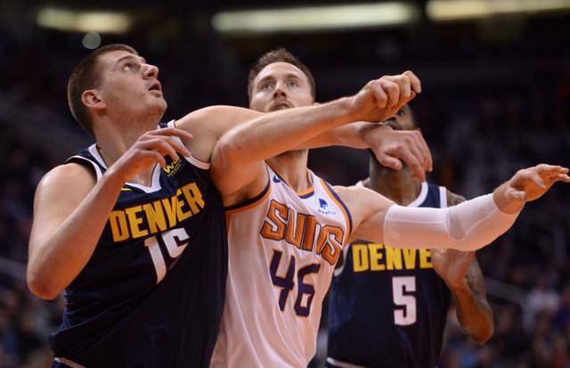  艾顿封盖绝杀太阳客场战胜快船队