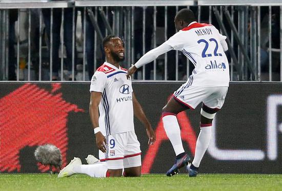  里昂锋线全面开花，法甲劲旅展现强大火力